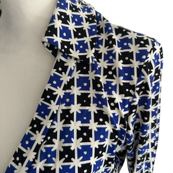 DIANE VON FURSTENBERG DVF Printed Collared Wrap Dress Size 6 - Picture 4 of 10